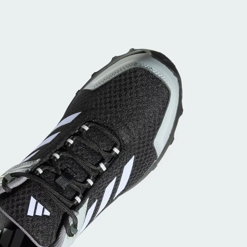 Trek Host Shoes