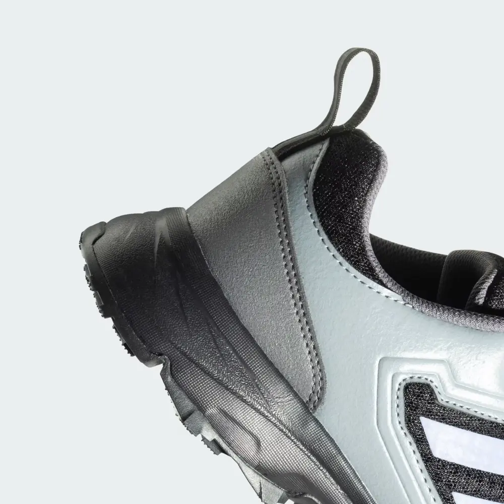 Trek Host Shoes