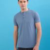 Status Quo Men'S Solid Slim Fit V-Neck T-Shirt