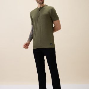 Status Quo Men'S Solid Henley Neck Half Sleeves Regular Fit Tshirt